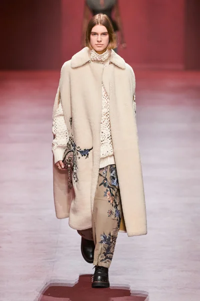 Look 21